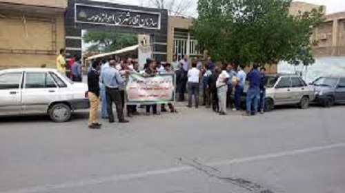 urban train workers in Ahvaz protest